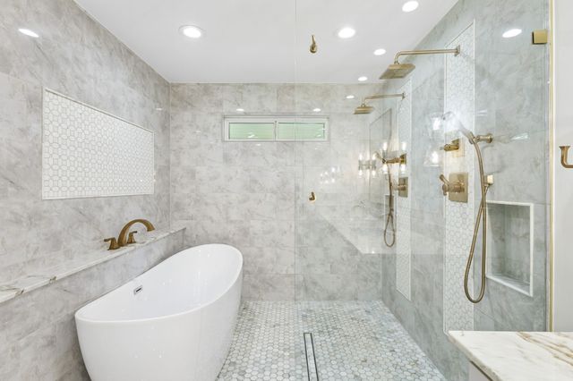 13726 Peyton Drive, Dallas, TX 75240