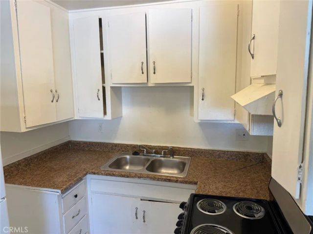 13050 Dronfield Avenue 24, Sylmar, CA 91342