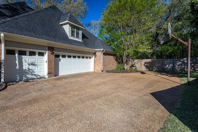 2885 FOSTER DALE CV, Germantown, TN 38138