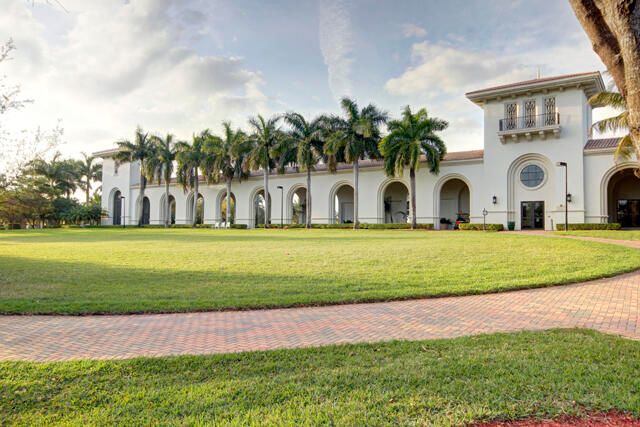 8961 Alexandra Circle, Wellington, FL 33414