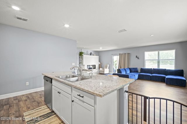 927 Remington Green Drive SE, Palm Bay, FL 32909