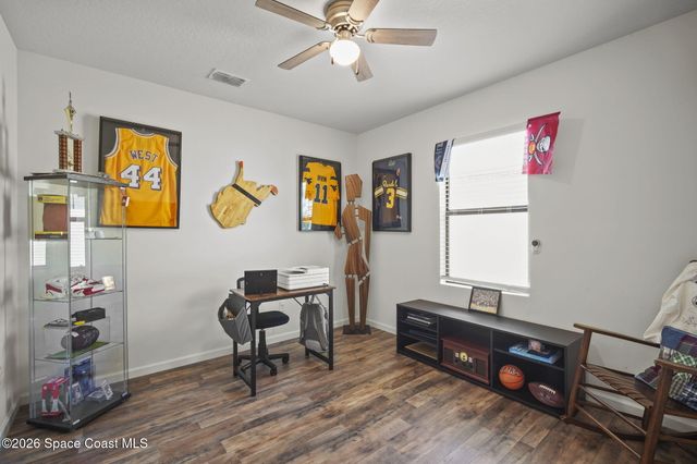 927 Remington Green Drive SE, Palm Bay, FL 32909