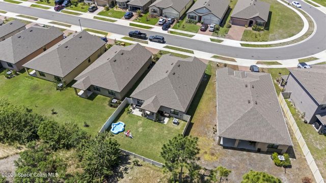 927 Remington Green Drive SE, Palm Bay, FL 32909