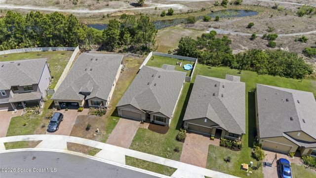 927 Remington Green Drive SE, Palm Bay, FL 32909