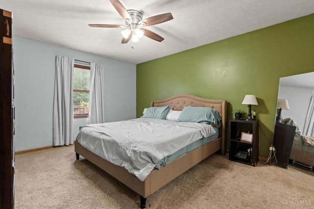 220 Mcdaniels Lane, Springboro, OH 45066