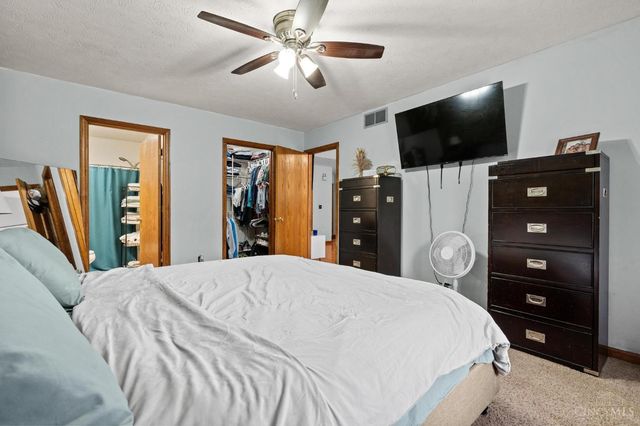 220 Mcdaniels Lane, Springboro, OH 45066