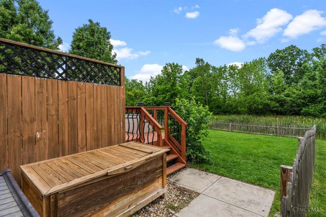 220 Mcdaniels Lane, Springboro, OH 45066
