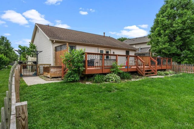220 Mcdaniels Lane, Springboro, OH 45066