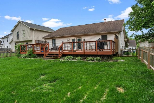 220 Mcdaniels Lane, Springboro, OH 45066