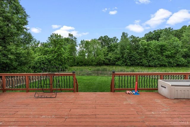 220 Mcdaniels Lane, Springboro, OH 45066