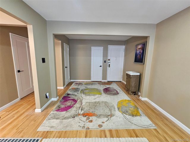 1 Fisher Drive 607, Mount Vernon, NY 10552