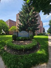 1 Fisher Drive 607, Mount Vernon, NY 10552