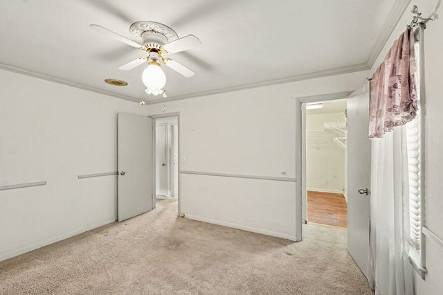 5486 Lippincott Boulevard, Burton, MI 48519