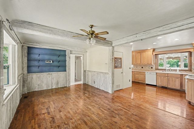 5486 Lippincott Boulevard, Burton, MI 48519