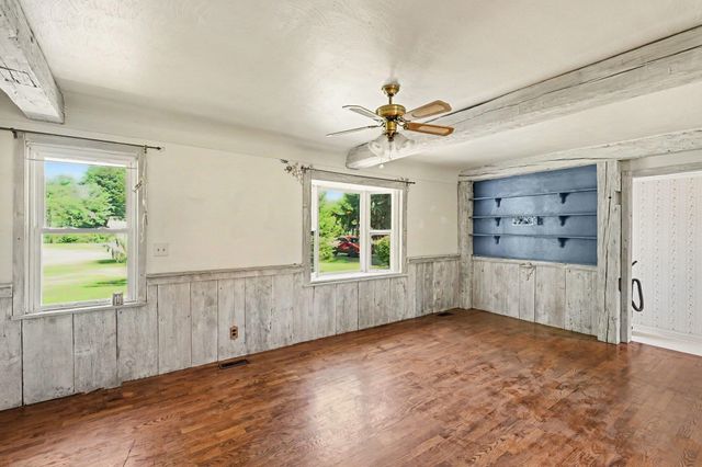 5486 Lippincott Boulevard, Burton, MI 48519