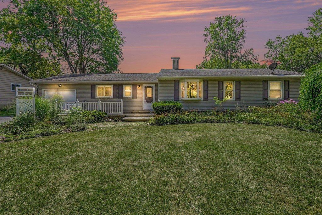 5486 Lippincott Boulevard, Burton, MI 48519