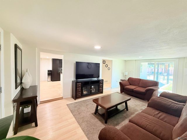 671 S EL PRADO RD, Yuma, AZ 85364