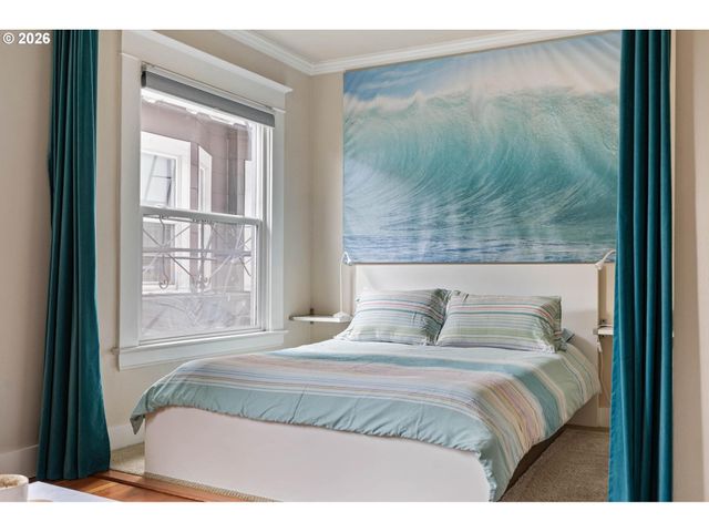 1104 Sw COLUMBIA St 304, Portland, OR 97201
