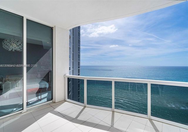 15811 Collins Avenue 2006, Sunny Isles Beach, FL 33160
