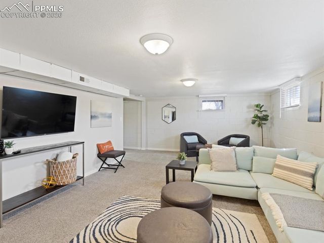 1222 Westend Avenue, Colorado Springs, CO 80904