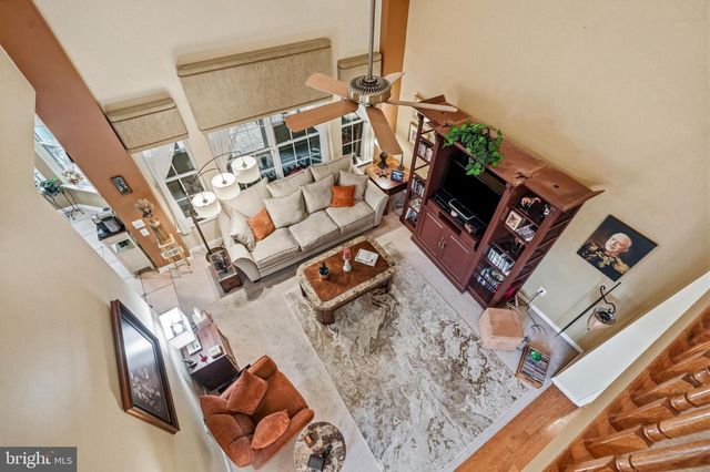 13 WOODCREST CT, Berlin, NJ 08009
