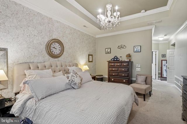 13 WOODCREST CT, Berlin, NJ 08009
