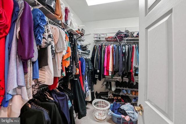 13 WOODCREST CT, Berlin, NJ 08009