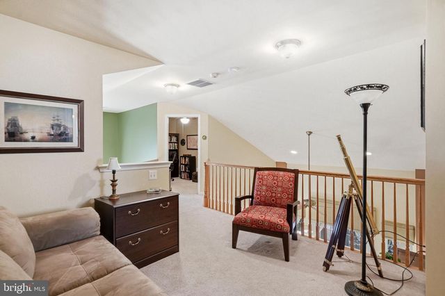13 WOODCREST CT, Berlin, NJ 08009