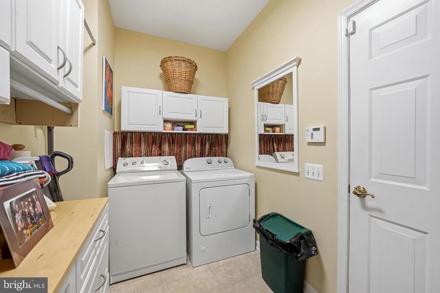 13 WOODCREST CT, Berlin, NJ 08009