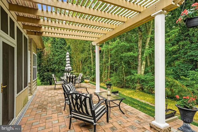 13 WOODCREST CT, Berlin, NJ 08009