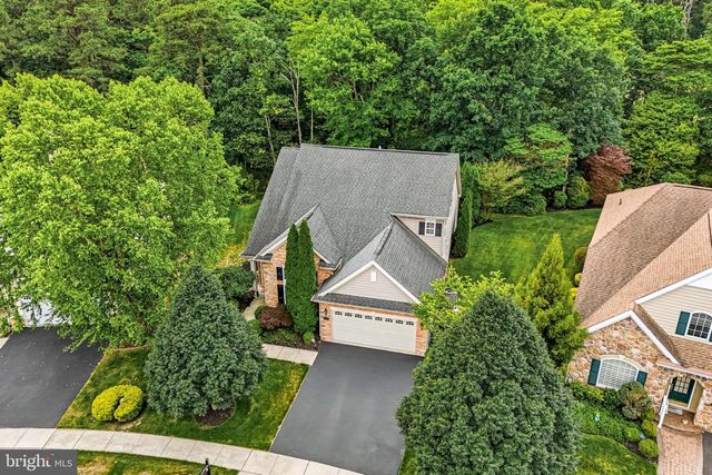 13 WOODCREST CT, Berlin, NJ 08009