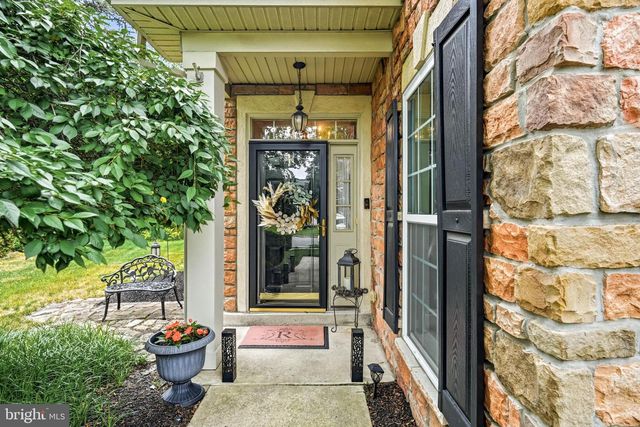 13 WOODCREST CT, Berlin, NJ 08009