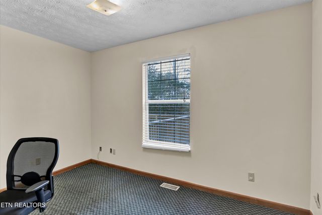 2406 Rowena Lane, Knoxville, TN 37931