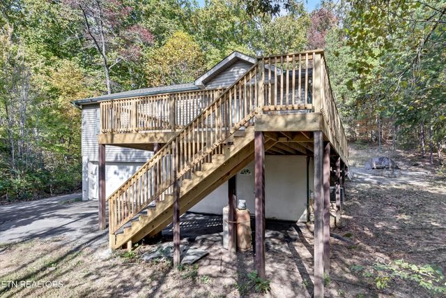 2406 Rowena Lane, Knoxville, TN 37931
