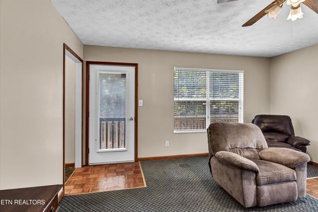 2406 Rowena Lane, Knoxville, TN 37931