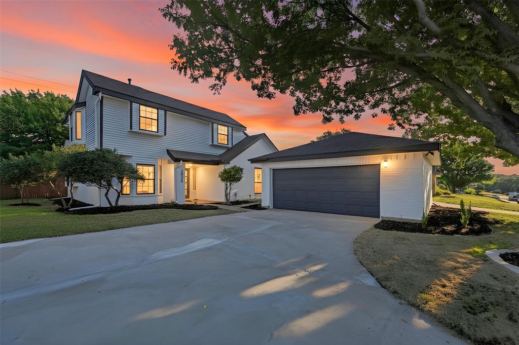 2025 Sancerre Lane, Carrollton, TX 75007