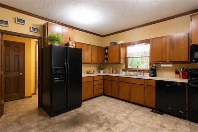 437 Transart Parkway, Canton, GA 30114