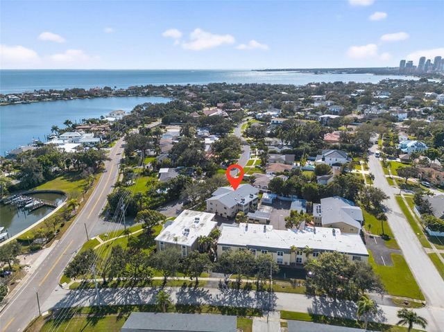 1000 RAFAEL BOULEVARD NE 1, St Petersburg, FL 33704