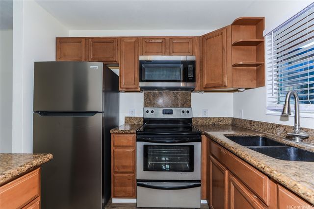 91-1151 Kamaaha Loop 8H, Kapolei, HI 96707