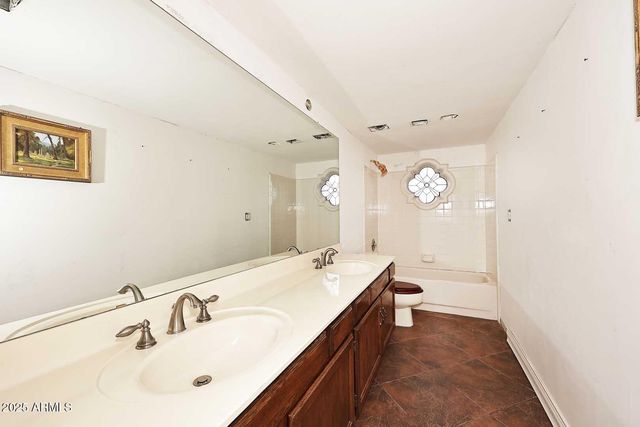 1971 E BUENA VISTA Drive, Tempe, AZ 85284