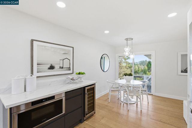 89 Greenfield Dr, Moraga, CA 94556