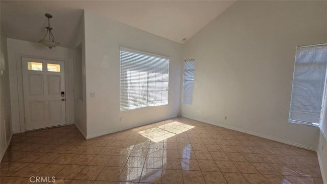 28620 N Port, Menifee, CA 92584