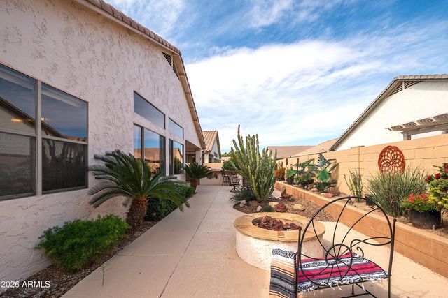 17636 W WEATHERBY Drive, Surprise, AZ 85374