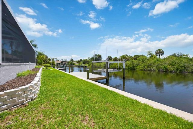 2483 HERRON TERRACE, Port Charlotte, FL 33981