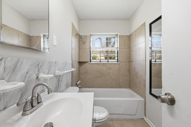 3878 VOLTAIRE AVE, Memphis, TN 38128