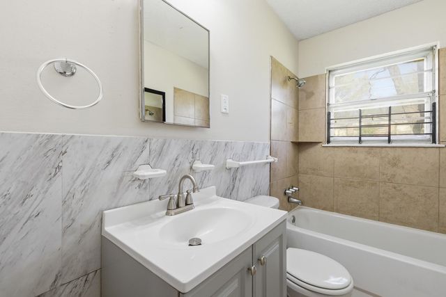 3878 VOLTAIRE AVE, Memphis, TN 38128