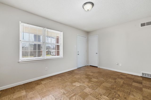 3878 VOLTAIRE AVE, Memphis, TN 38128