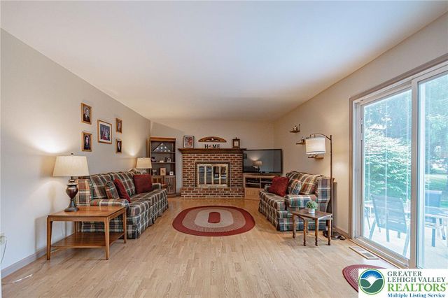 3251 Sequoia Drive, Lower Macungie Twp, PA 18062