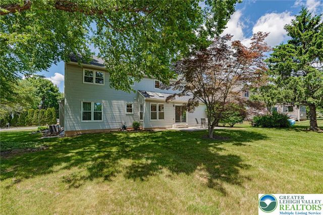 3251 Sequoia Drive, Lower Macungie Twp, PA 18062