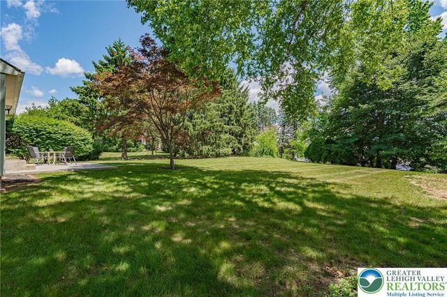 3251 Sequoia Drive, Lower Macungie Twp, PA 18062